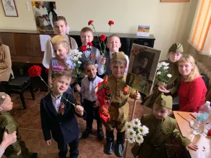 Мы правнуки твои, Победа!